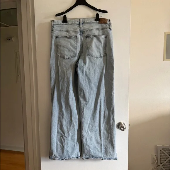 Madewell Lightwash Blue Denim Superwide-Leg Jeans size 33 EUC - Picture 3 of 9